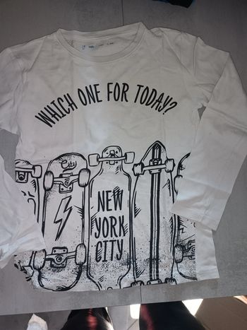 Tee shirt manches longues Gémo 8 ans