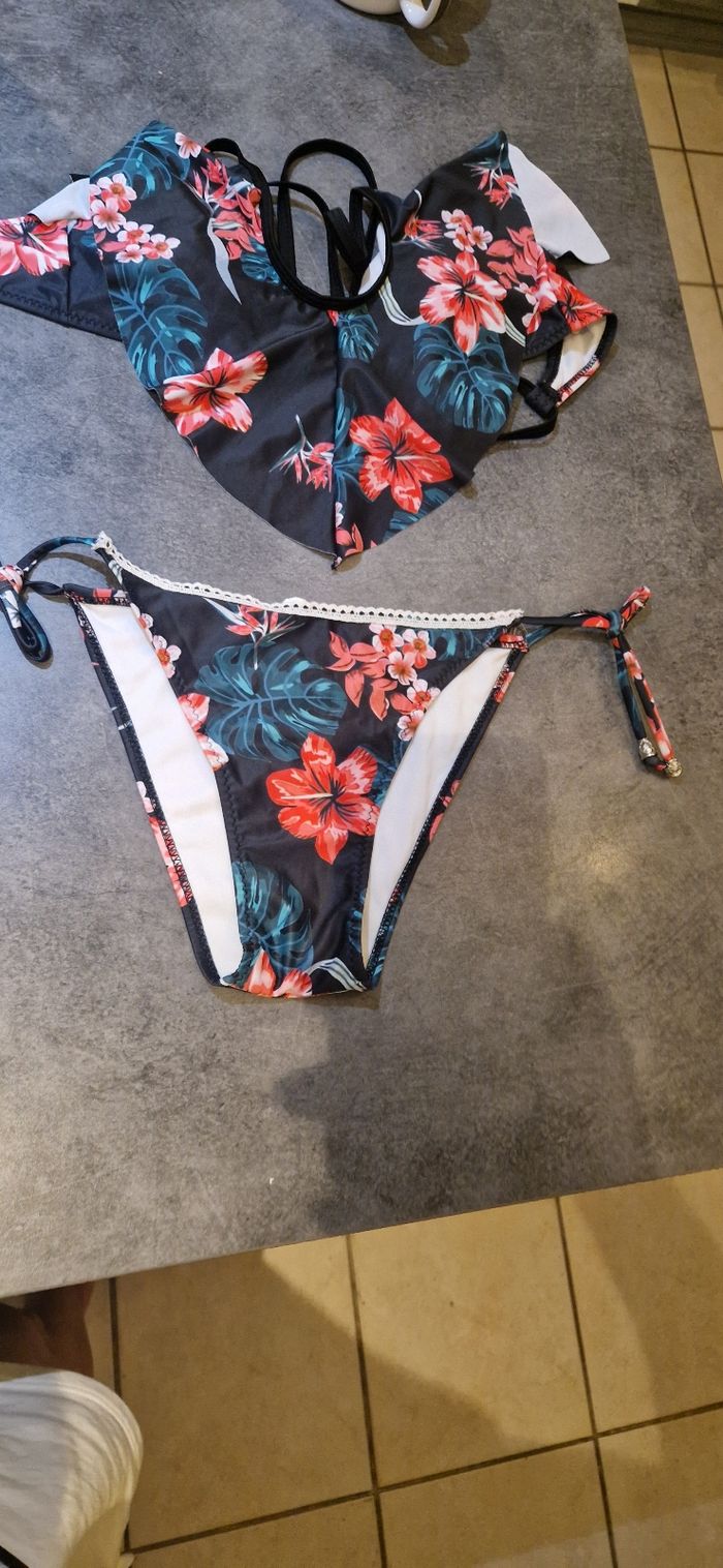 Maillot de bain neuf