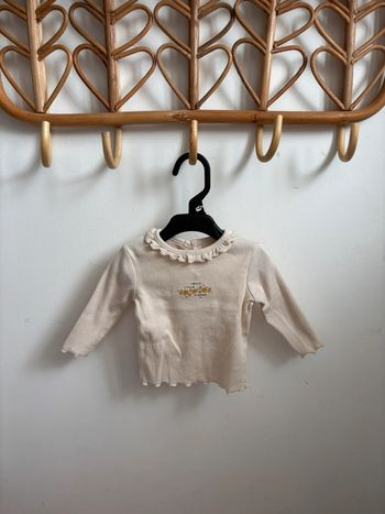 T-shirt manches longues crème Kiabi 3 mois