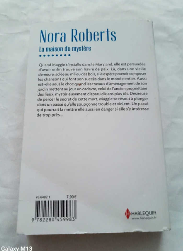 La maison du mystère Nora Roberts - photo numéro 2