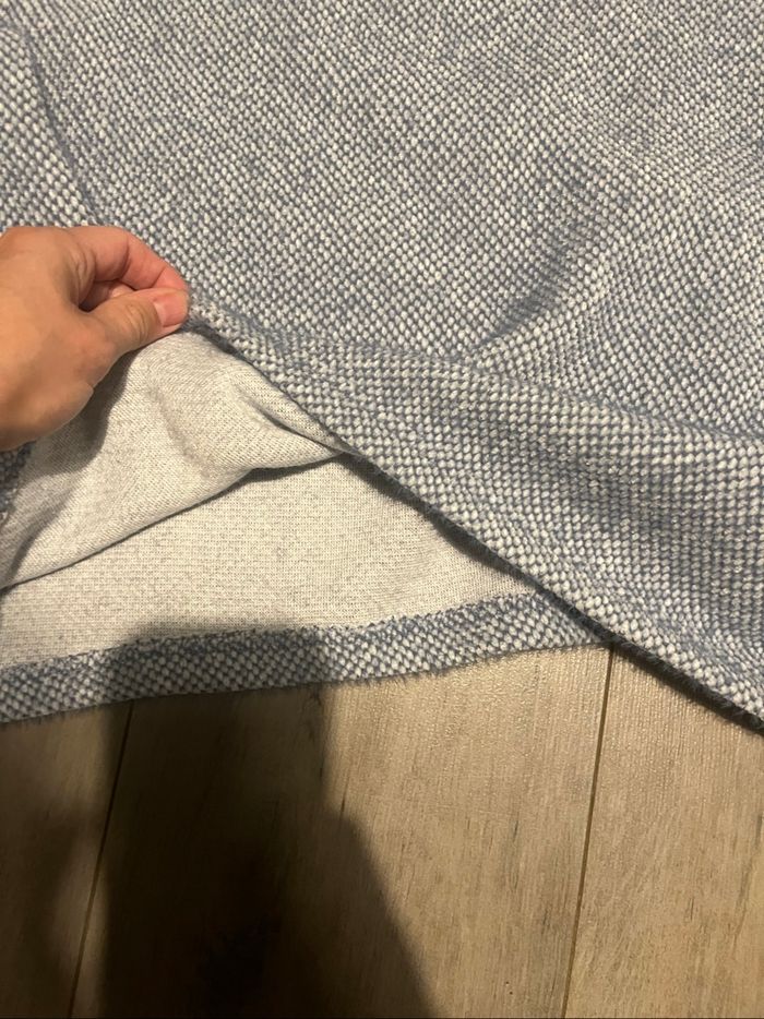 Sweat bleu - photo numéro 2