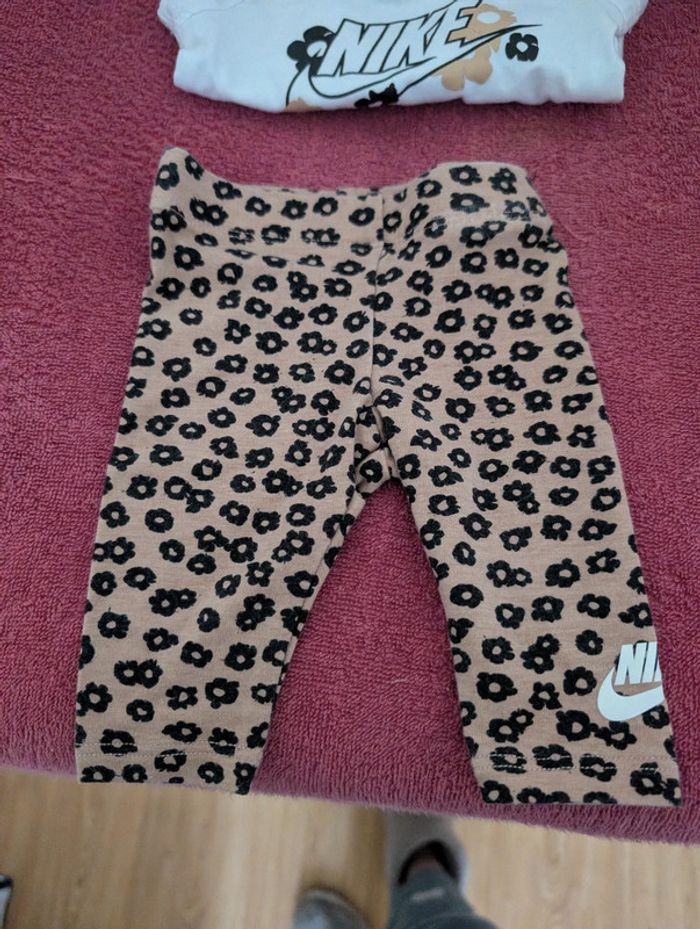 Ensemble Nike bébé fille - photo numéro 3