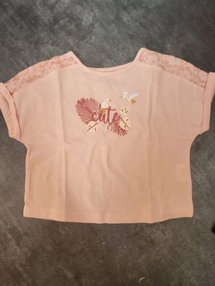 Lot 7 t-shirts fille manches courtes 4ans très bon état - photo numéro 2