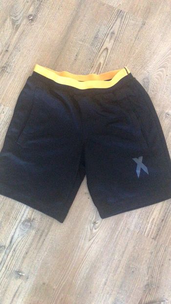 Short adidas