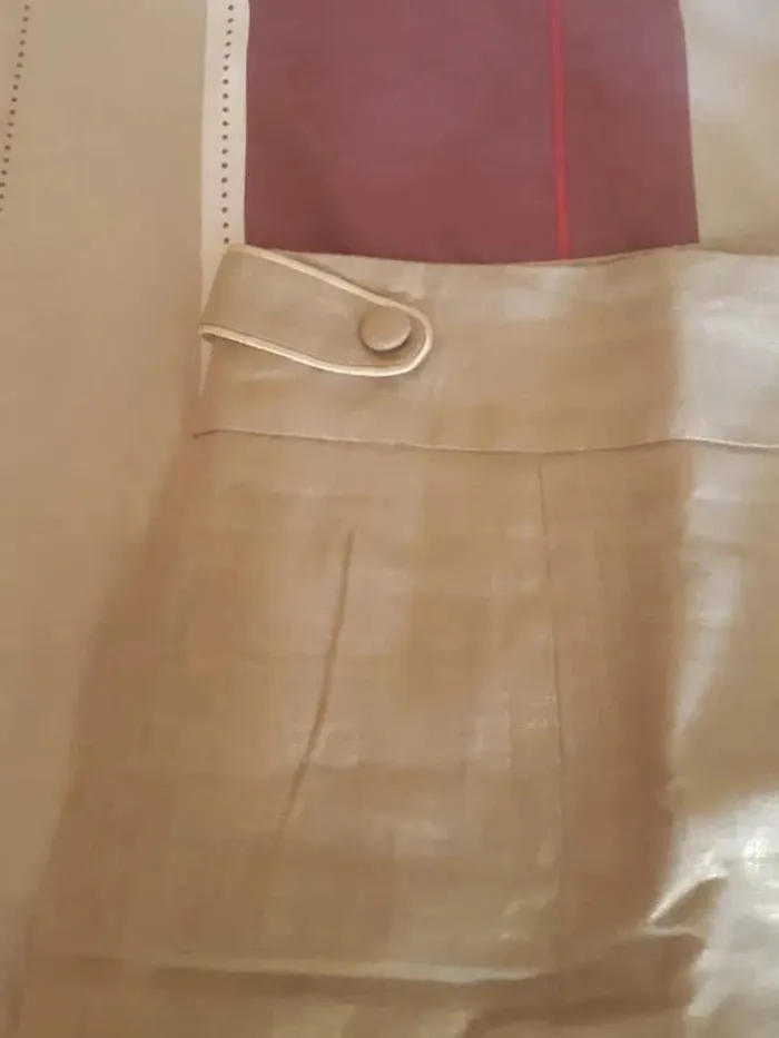 Jupe en lin aspect doré 123 taille 40 - photo numéro 2
