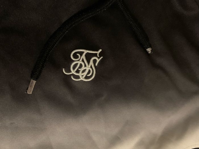 Sweat à capuche Siksilk taille S - photo numéro 6