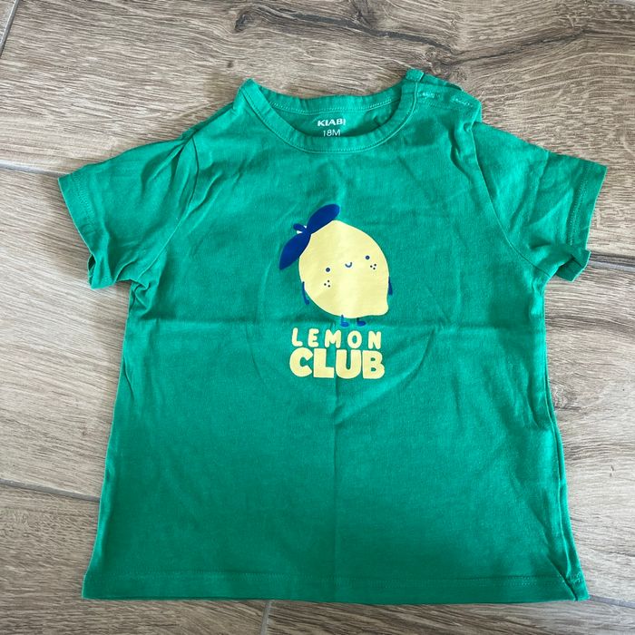 TEE shirt
