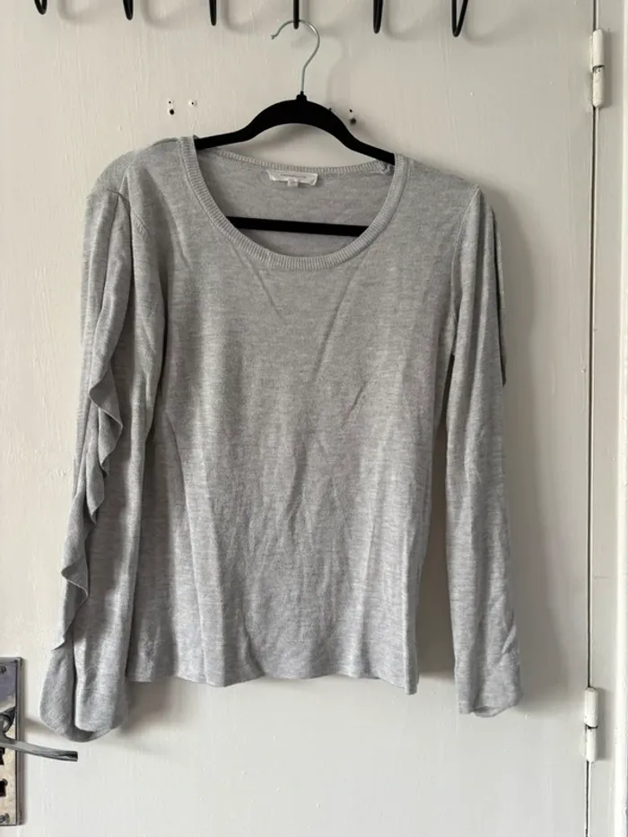 Pull fin gris cache cache