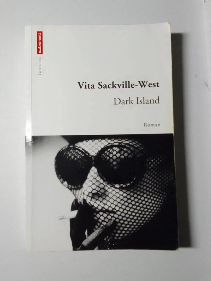 Vit Sackville-West - Dark Island
