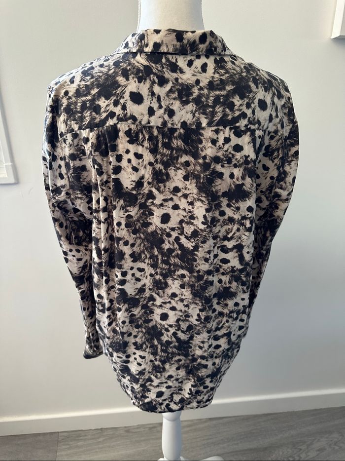 Chemisier en soie léopard The Kooples T40 L - photo numéro 5