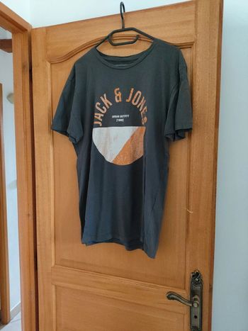 Tee-shirt