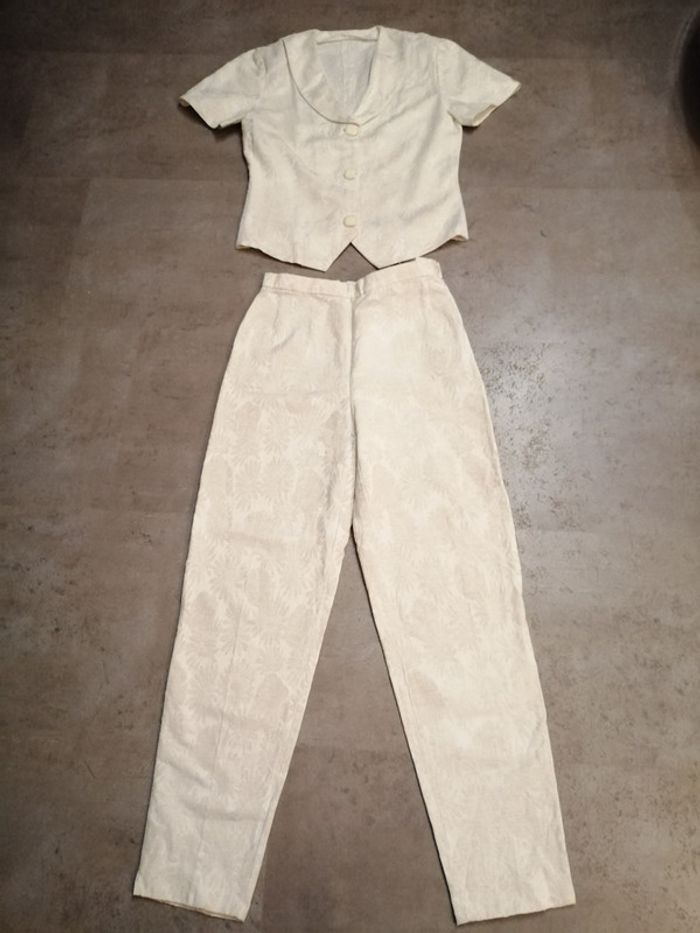 Ensemble pantalon et veste blanc cassé Taille 34/36 Fait par une couturière