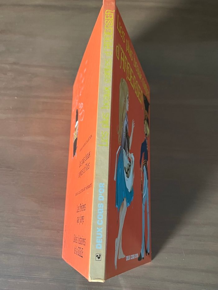 Les plus beaux contes d’Andersen Deux coqs d’or - photo numéro 5