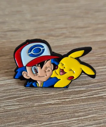 Broche/ pins Pokémon pikatchu.