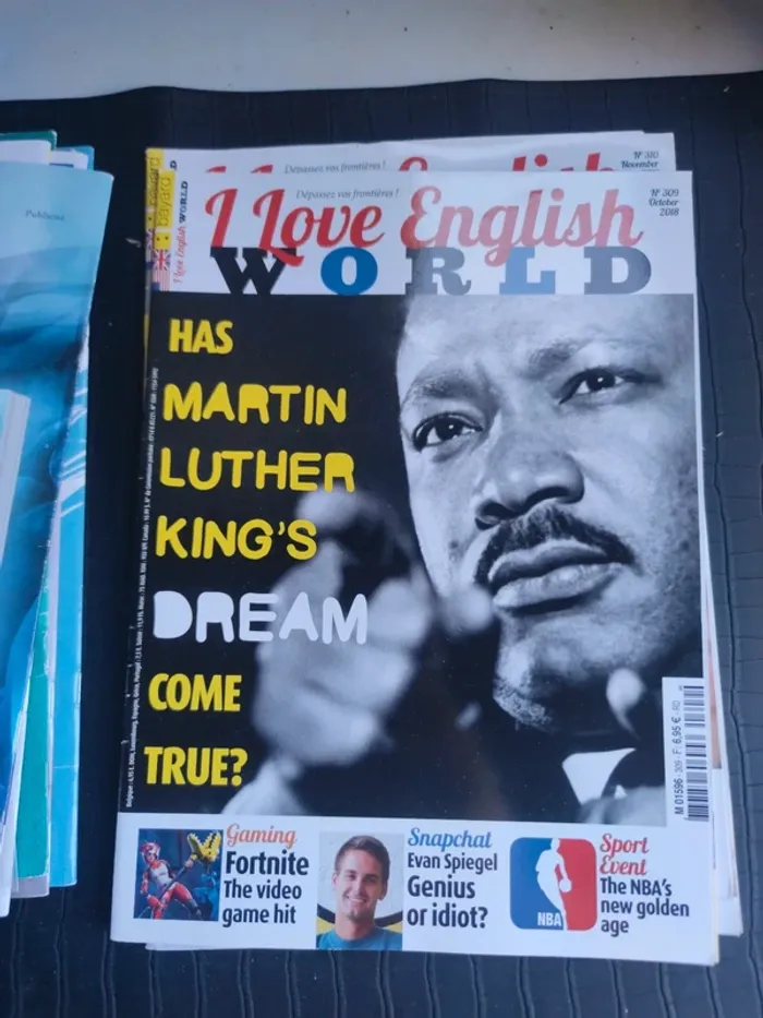 1 an d'abonnement i love english world janvier à décembre 2018 + cadeau - photo numéro 9
