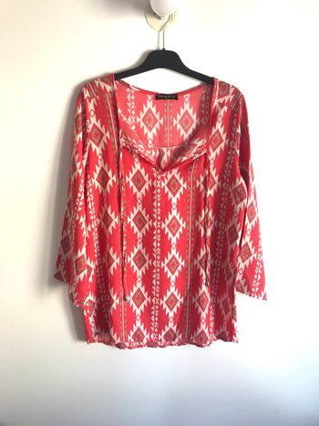 Blouse à motifs géométriques corail  et blanc taille 1 Jinny & Co