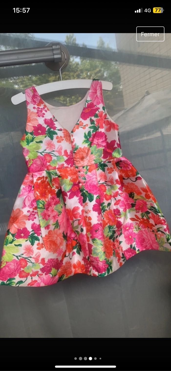 Très jolie robe à fleurs - photo numéro 5