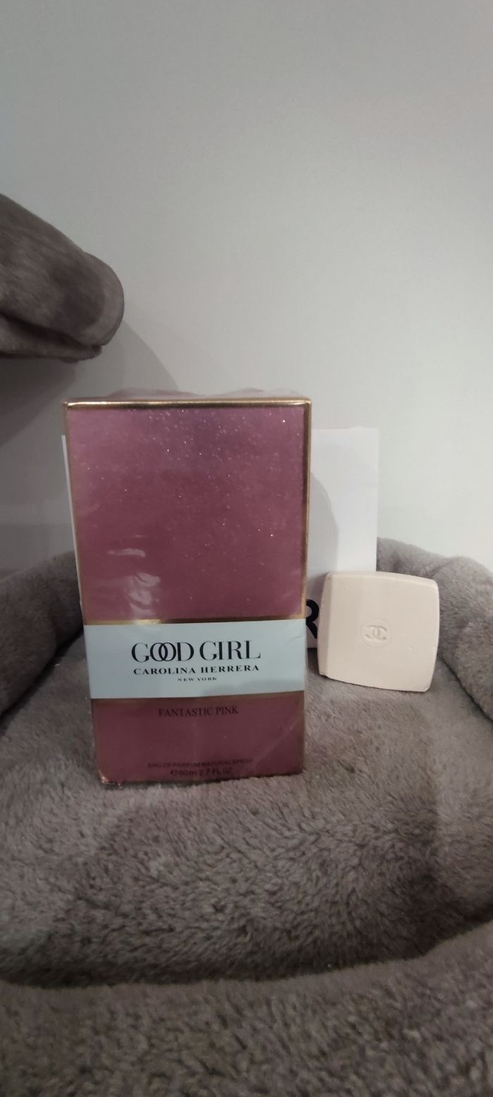 Parfum good girl fantastic pink carolina Herrera 80 ml - photo numéro 4