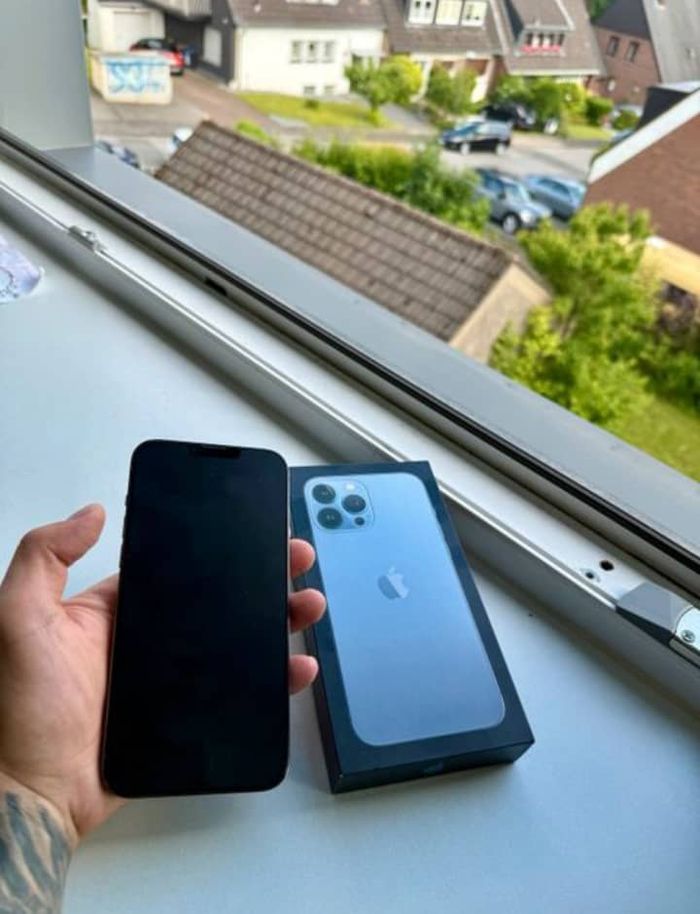 Téléphone - photo numéro 2