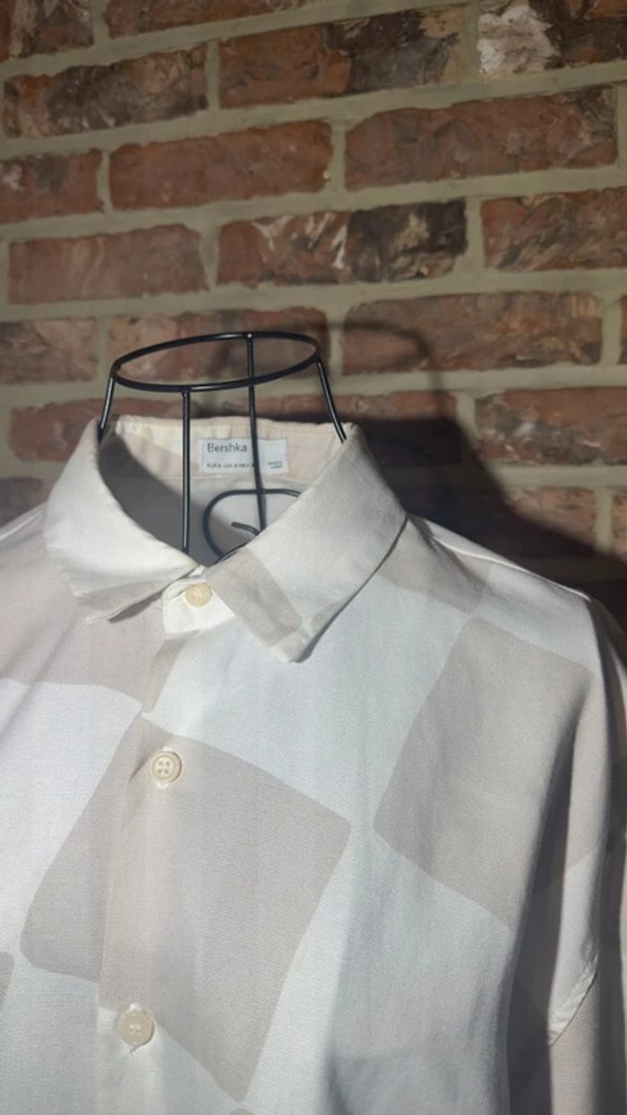 Chemise manches courtes beige et brune Bershka Taille S / 36 - photo numéro 10