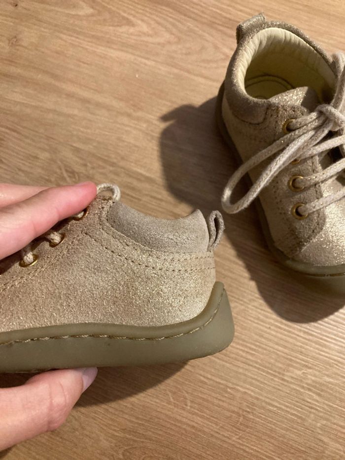 Chaussure de marche taille 19 - photo numéro 3