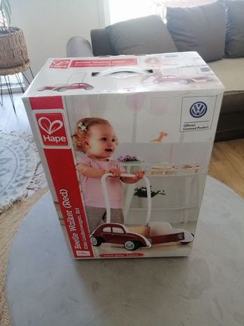 Trotteur bois et métal Coccinelle rouge neuf, Hape