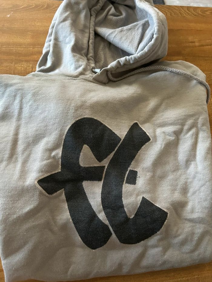 Sweat-shirt à capuche