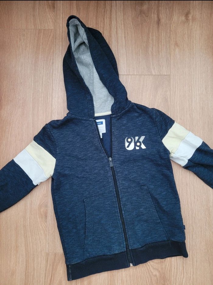 Gilet à capuche Okaïdi 10 ans