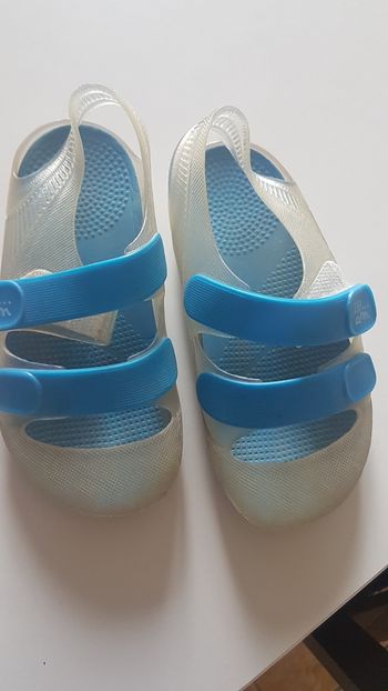 Chaussures piscine 25 26 Dpam