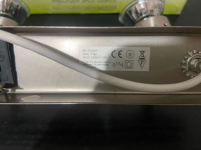 Halogen spot light - photo numéro 3