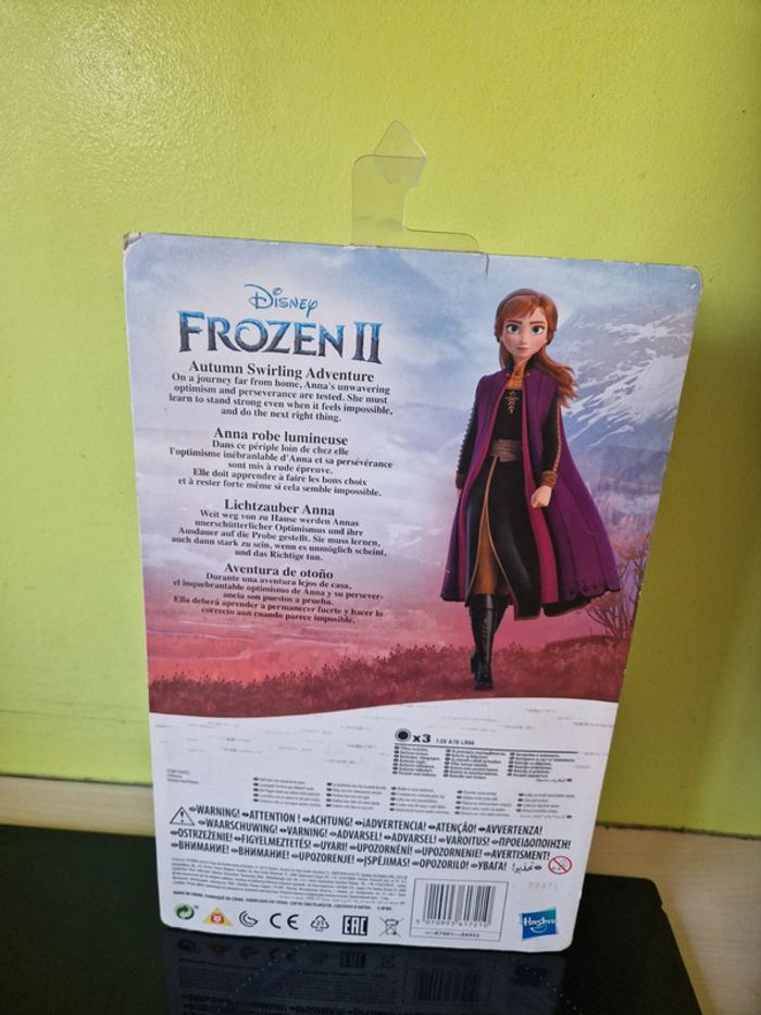 Poupée Anna robe lumineuse - photo numéro 5