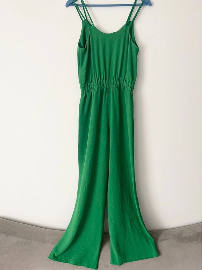 Magnifique combinaison verte longue sans manches à bretelles taille S Kiabi - photo numéro 3