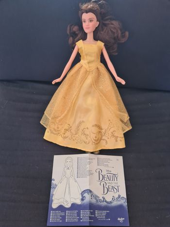 Poupée Emma Watson Belle qui chante