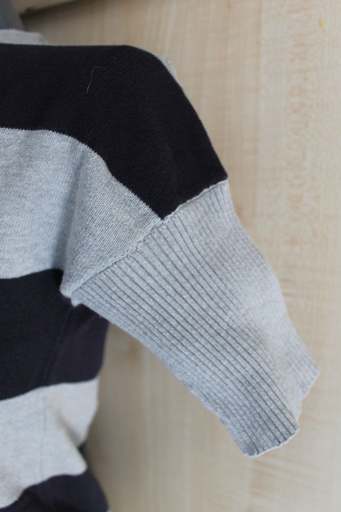 pull long / tunique manches courtes taille 36 - photo numéro 2