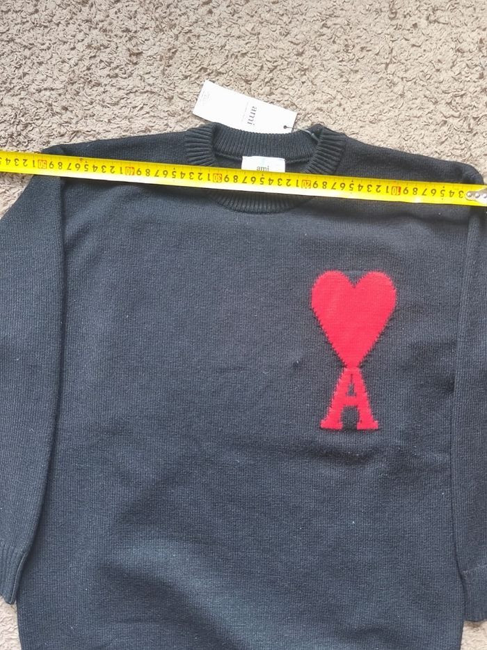 Pull ami paris taille S jamais porté - photo numéro 3