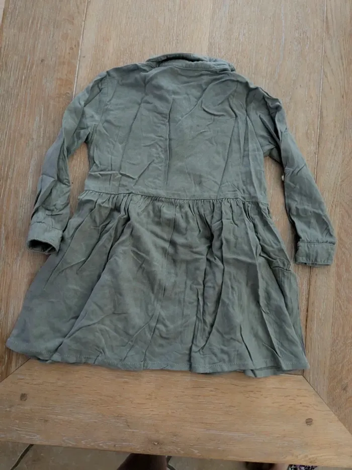 Robe H&M 3/4 ans - photo numéro 2