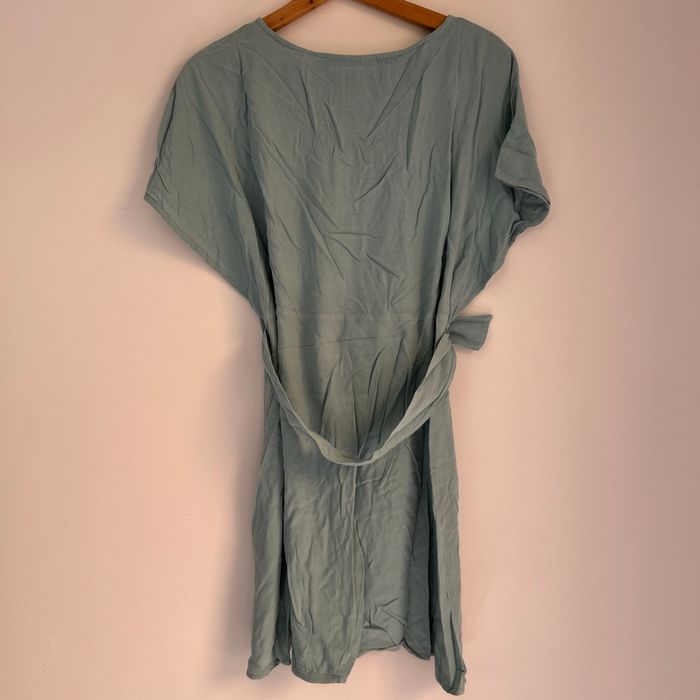 Robe Fluide - photo numéro 4