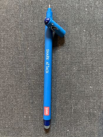 Legami panda blanc- requin triste- cochon oreille