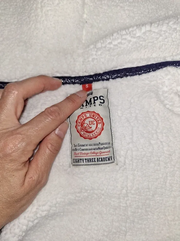 Veste chaude neuve 5 ans - photo numéro 4