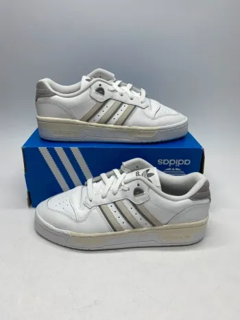 Baskets Adidas Rivalry low 40,5
