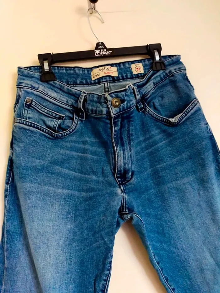 Jeans Celio taille 40 - photo numéro 2