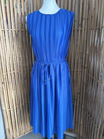 Robe mi longue taille M