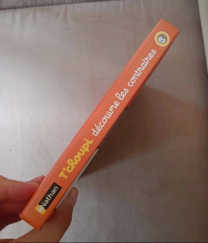 Livre cartonné T'choupi découvre les contraires - photo numéro 2