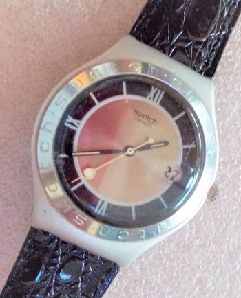 Montre SWATCH "Smocking"