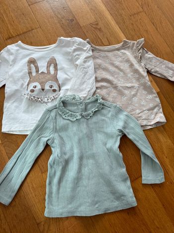 Lot 3 tee shirts manche longue C&A 6-9 mois