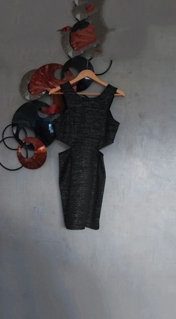Mini-robe bodycon à découpes noir brillante Luc-ce