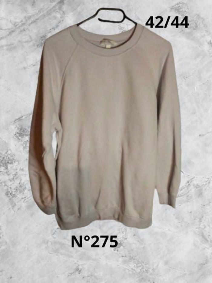 N°275 Sweat gris T42/44. H&M.