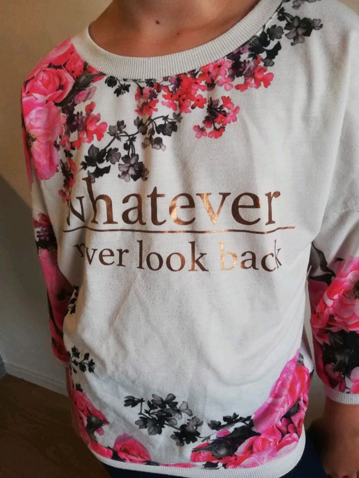 Sweat-shirt léger fleuri taille XS - photo numéro 3