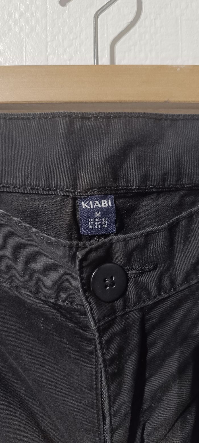Pantalon chino noir – Kiabi – Taille M - photo numéro 2