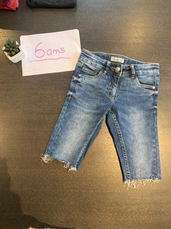 Bermuda taille 6 ans